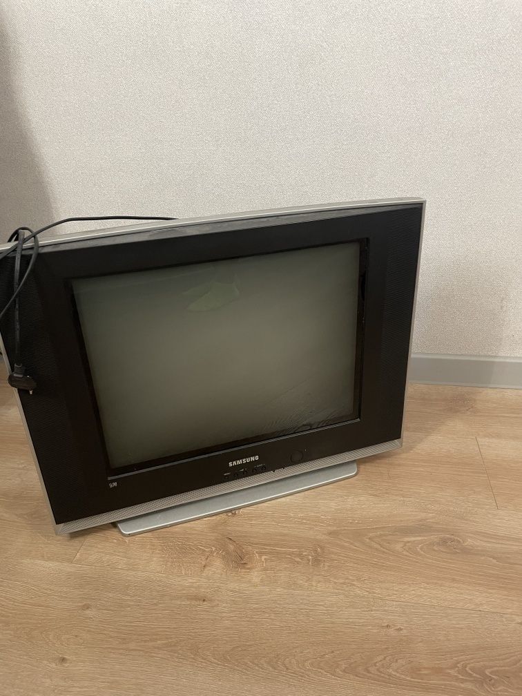 Телевизор Samsung