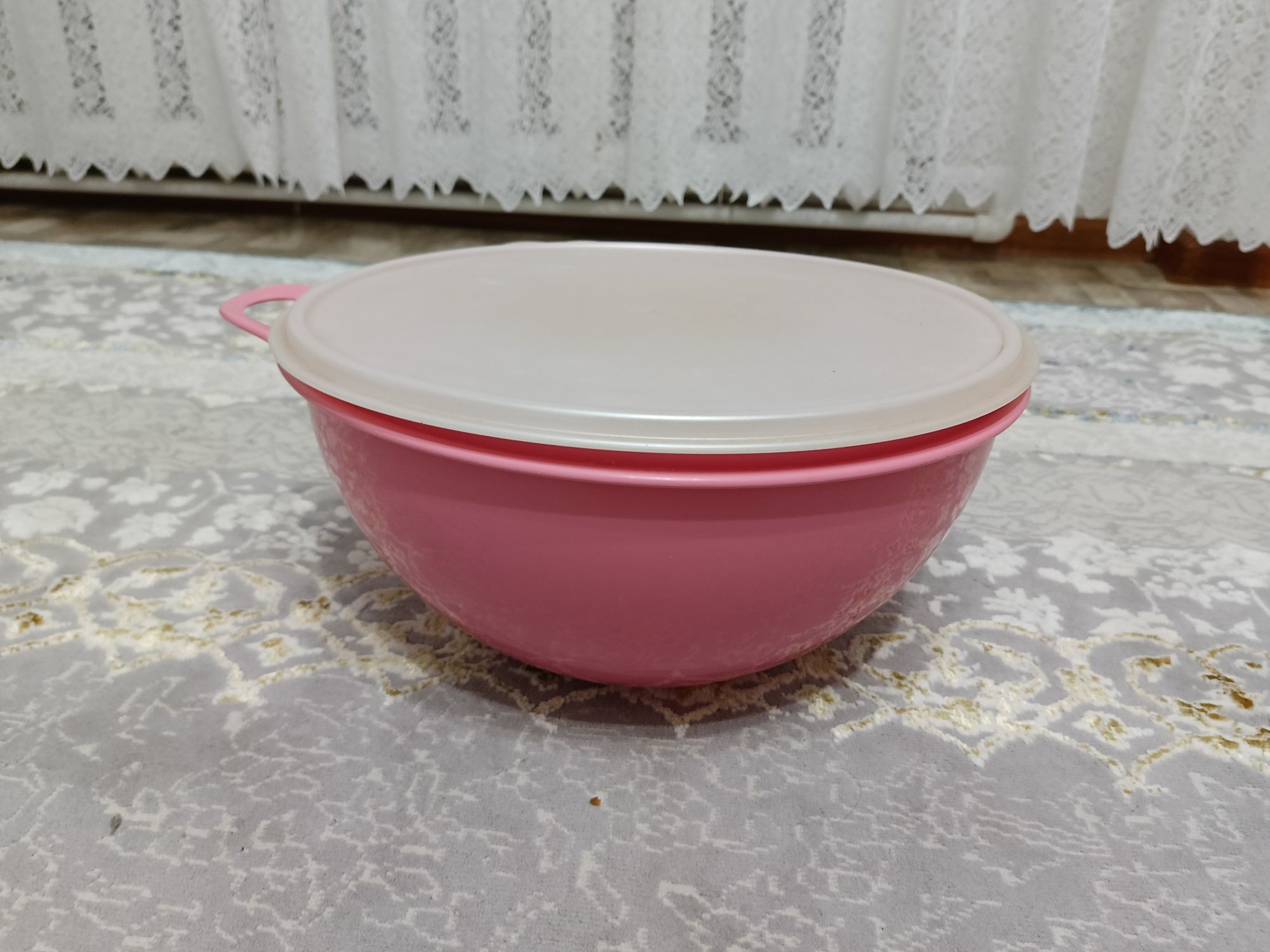 Продаются две чаши глубокие Tupperware