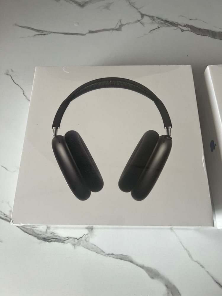Продаются AirPods Max