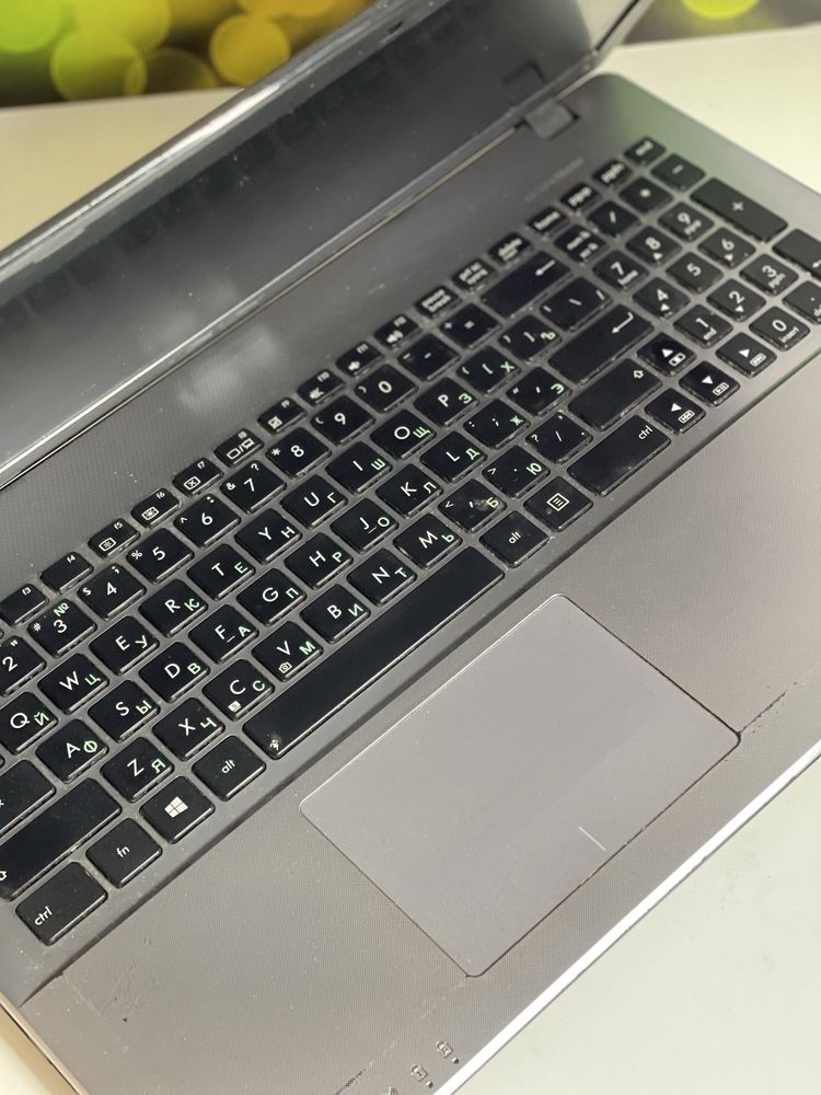 Ноутбук Asus Нур Ломбард Талдыкорган код товара:0218