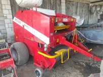 пресс-подборщик в хорошим состояний Metal-Fach z562