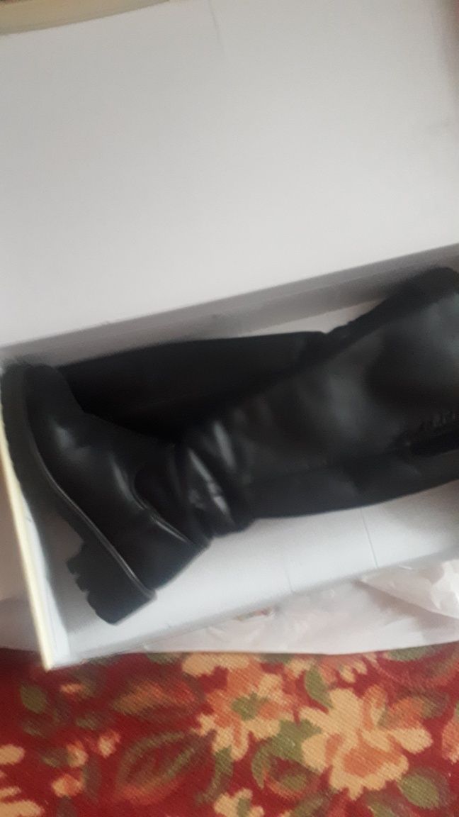 Продам сапоги женские