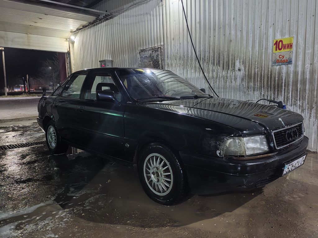 Продам Ауди 90 срочно