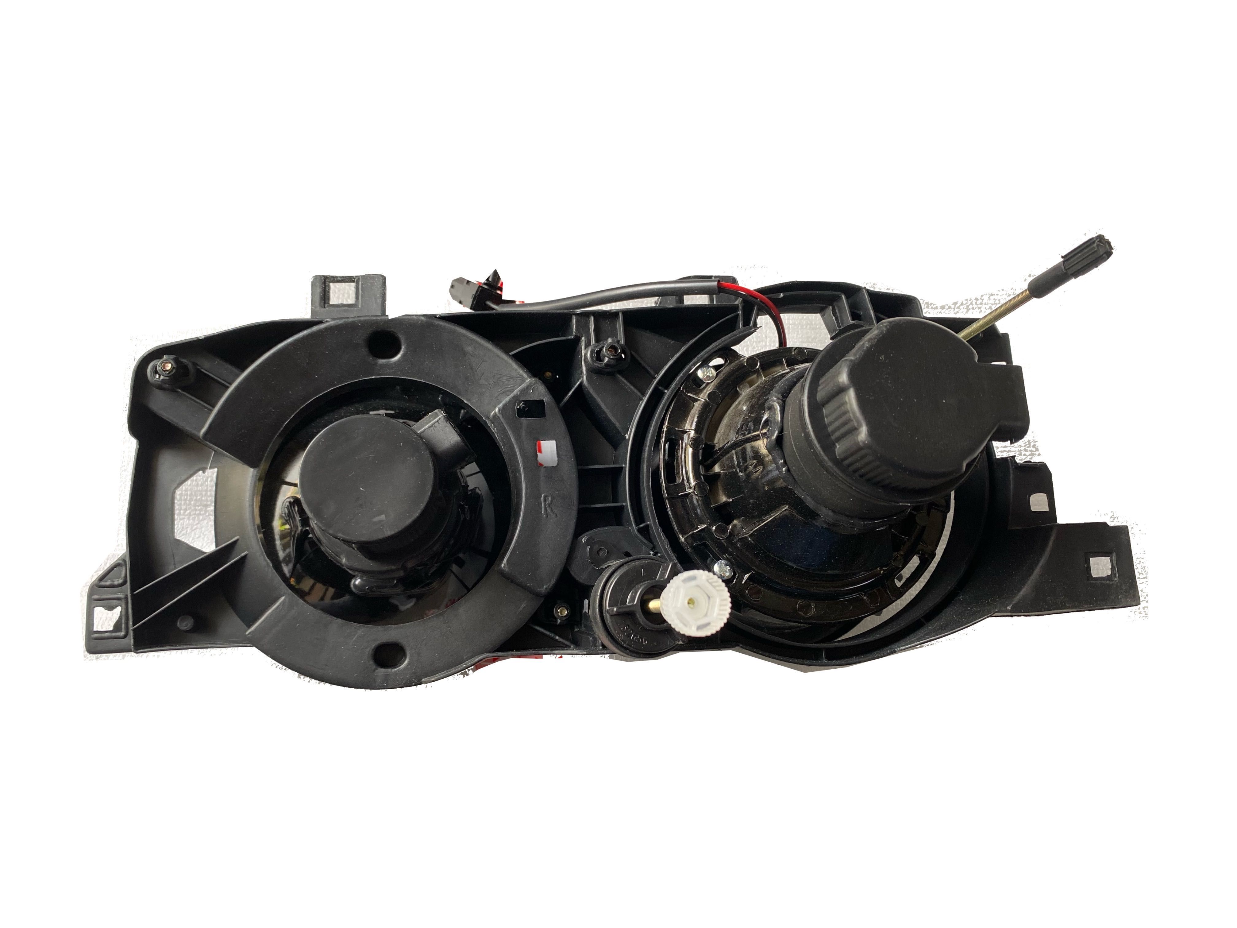 Фары передние BMW E34 HELLA BLACK комплект