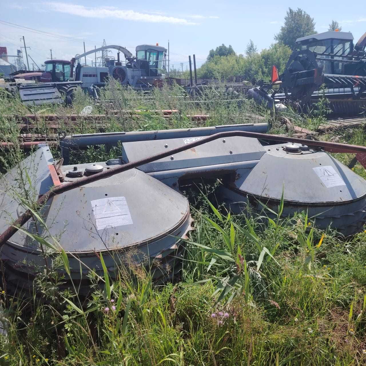 Продается жатка кукурузная на Дон 680