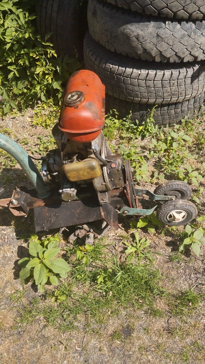 Продам культиватор