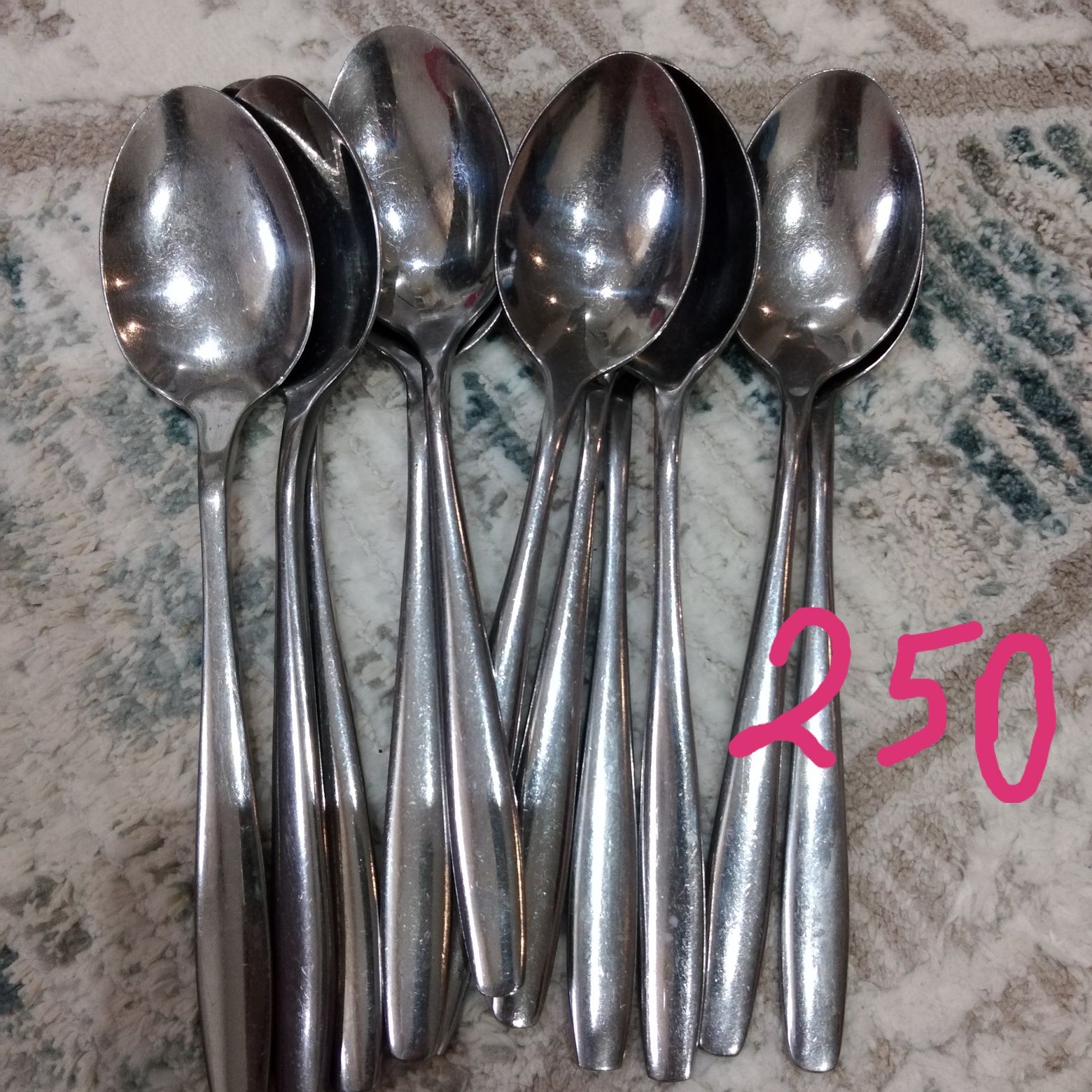 Продам ложки, вилки.