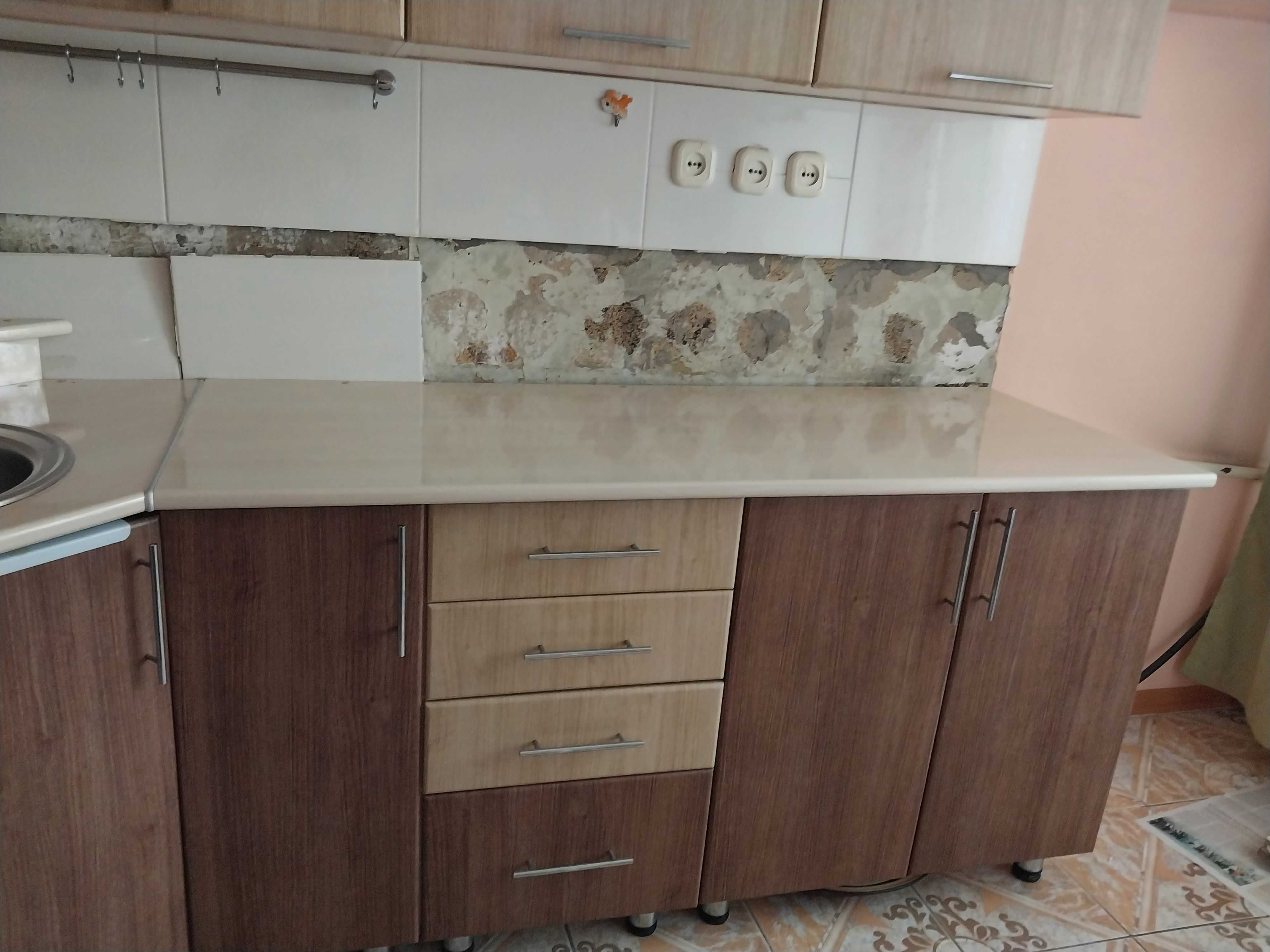 Кухонный гарнитур б/у