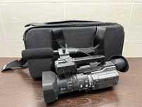 Sony DSR-PD170 - Camcorder - 380 KP - 12x Optical Zoom - DV