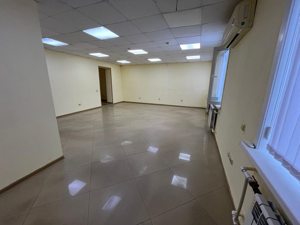 Продам комерческре помещение в центе города