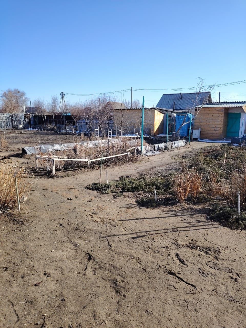 Продам дачу  на бобровке вторые дачи.