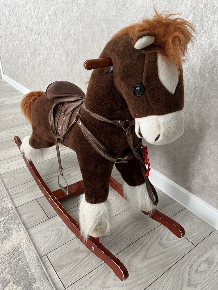 Продам качалку лошадку
