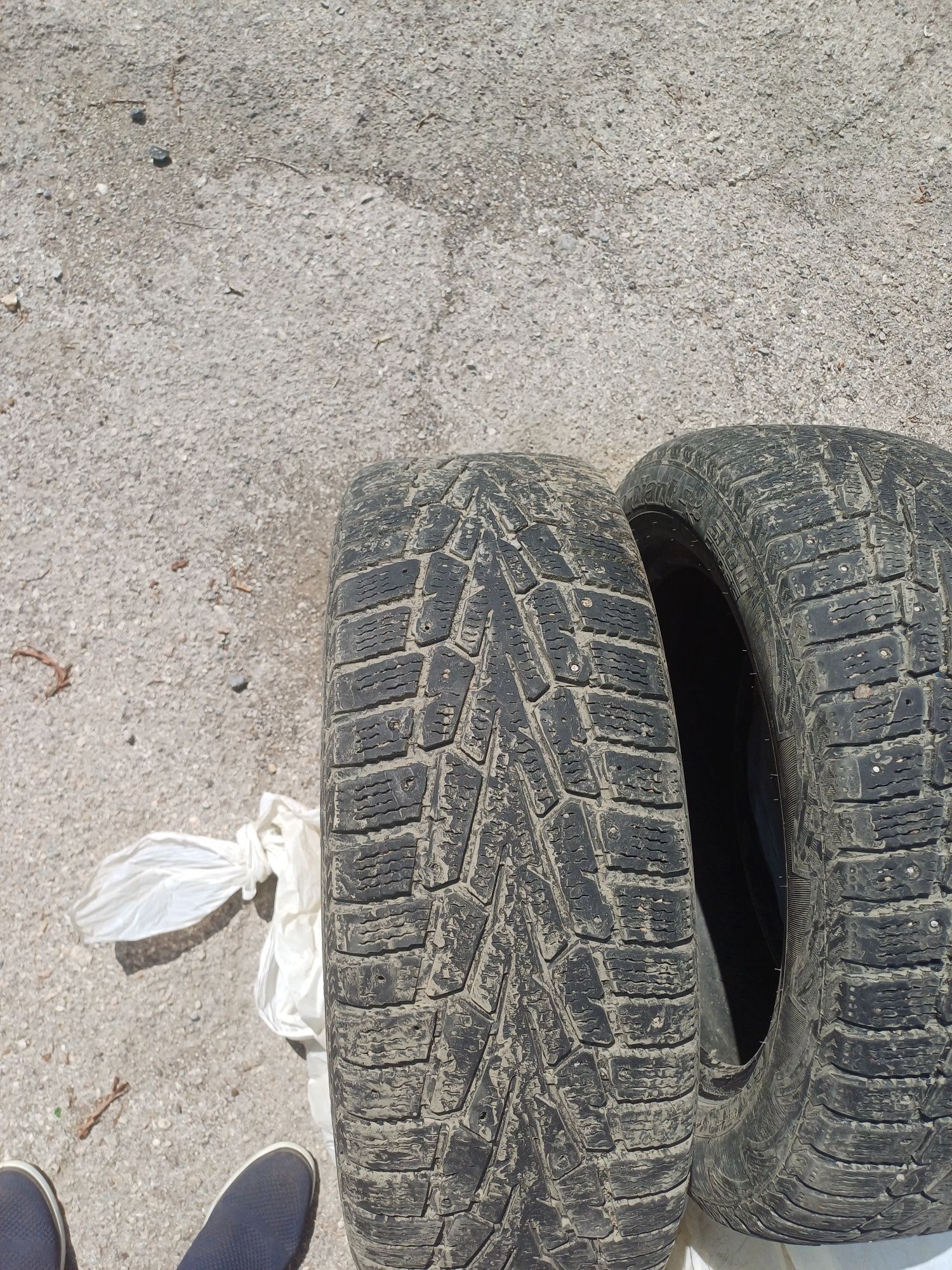 Продам шины на легковой автомобиль. Стояли на Шкода Октавия