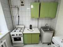 Кухоные шкафы и газовая плита