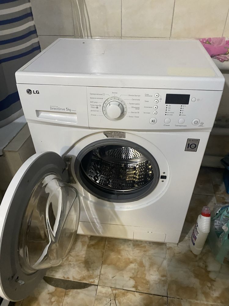 Продам стиральную машину
