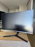 Закругленный монитор Samsung C27JG50QQI черный