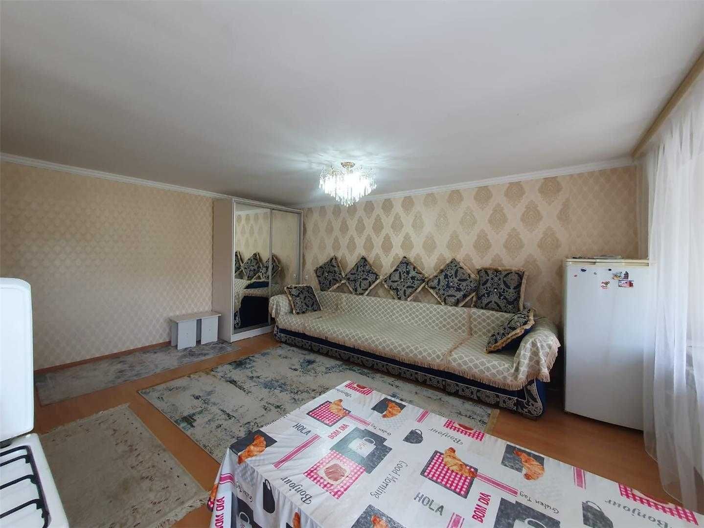 1 комн. кв. в центре рядом с акиматом 4 эт. с ремонтом