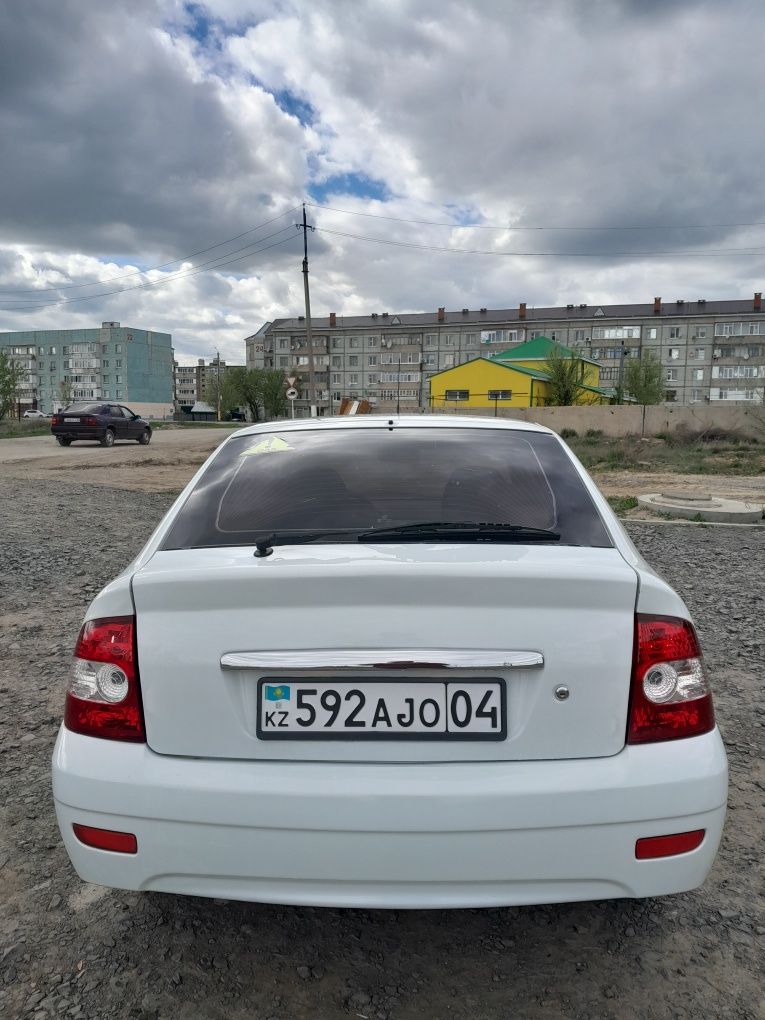 Продается приора 2013 года