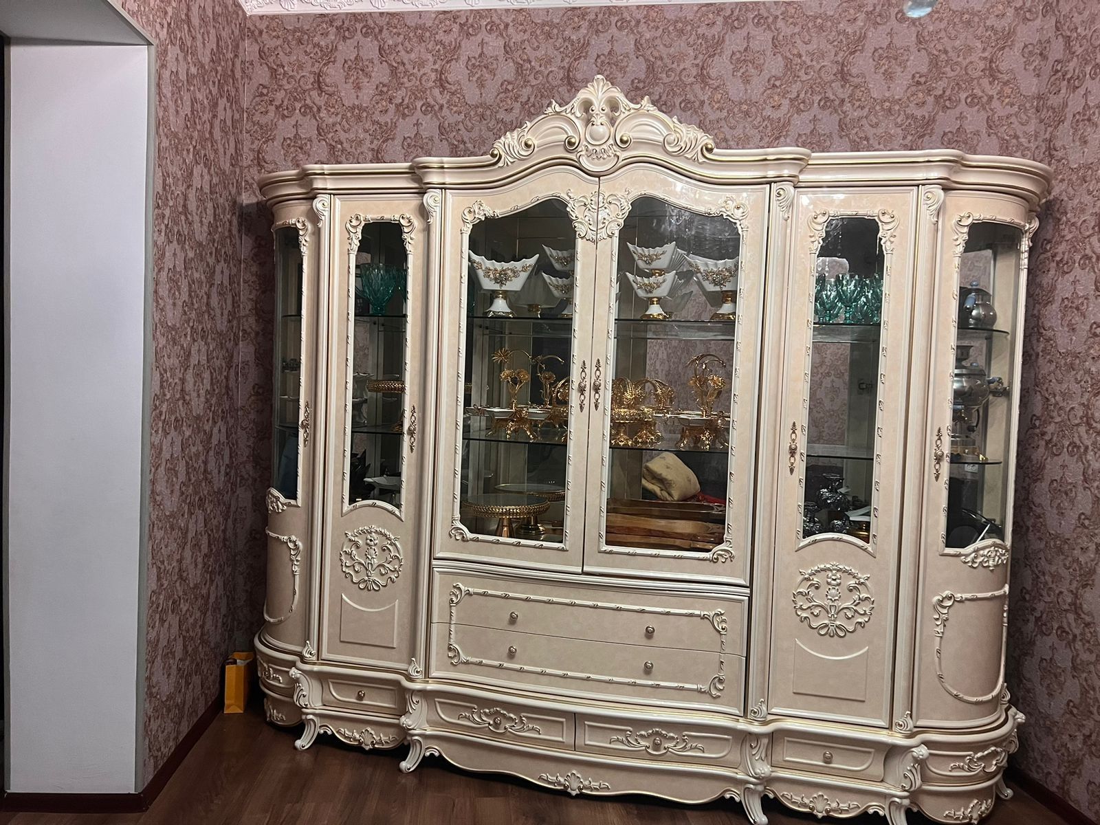 Стенка Малайзия, срочно