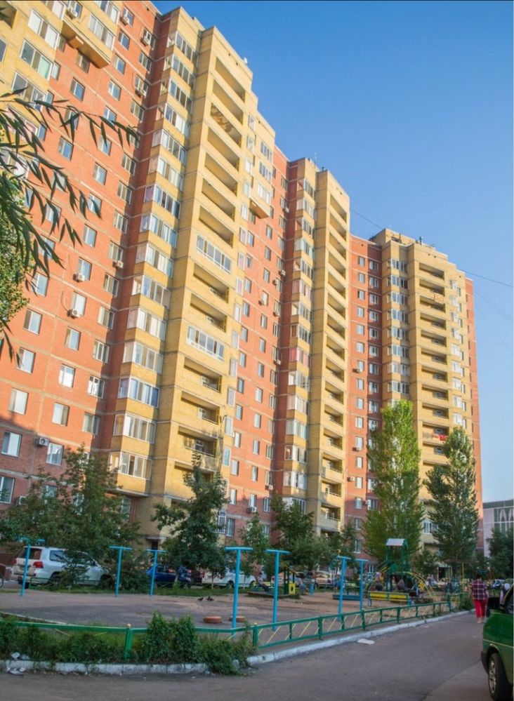 Продам 1ком Евразия