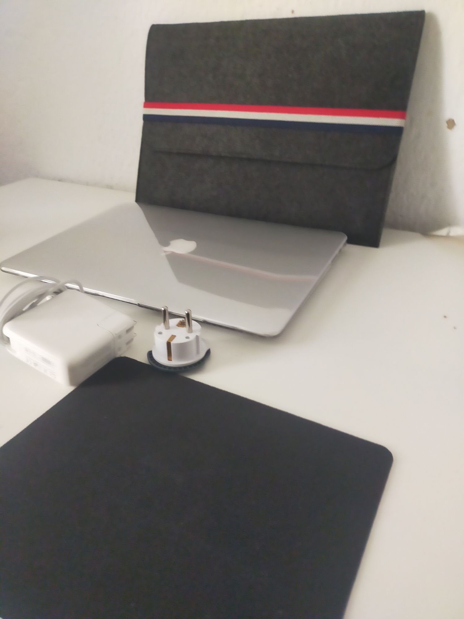 Mac book air в идеальном состоянии