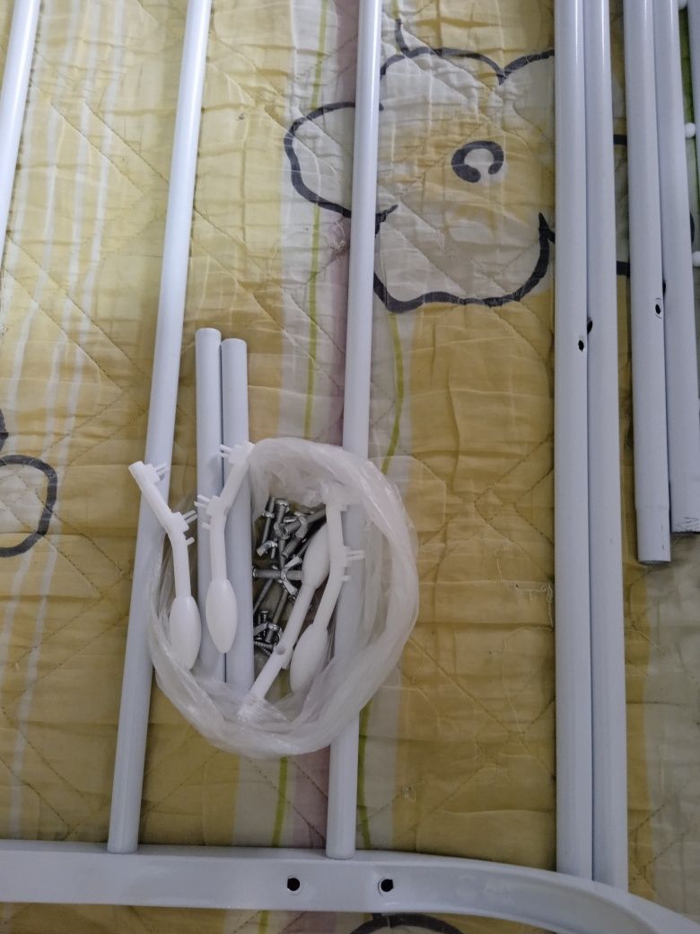 Продам напольную вешалку