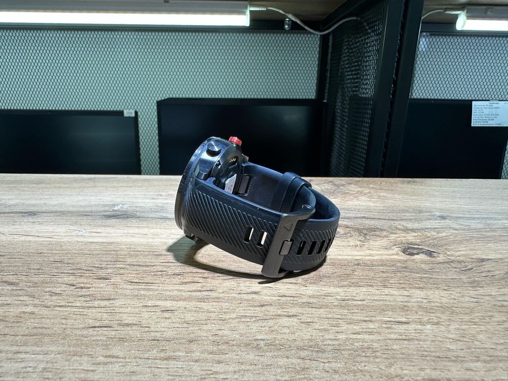 Смарт часы Garmin Marq Driver, черные, 9943/А10
