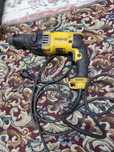 Перфоратор dewalt оригинал продам
