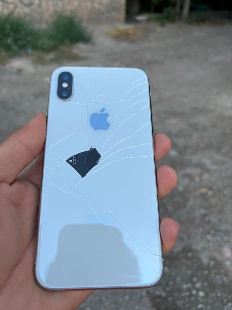 IPhone X продается