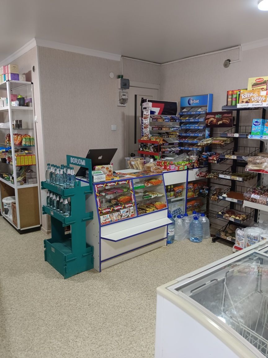 Сдам в аренду магазин в 11 микр,.