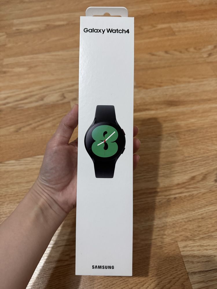 Смарт-часы Samsung Galaxy Watch 4 SM-R860 40 мм черный