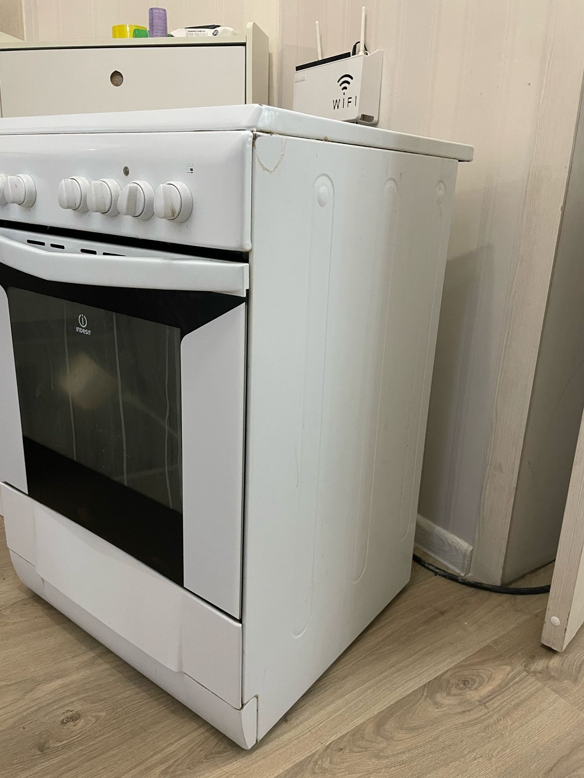 Продам индукционную плиту Индезит за 55000 тг