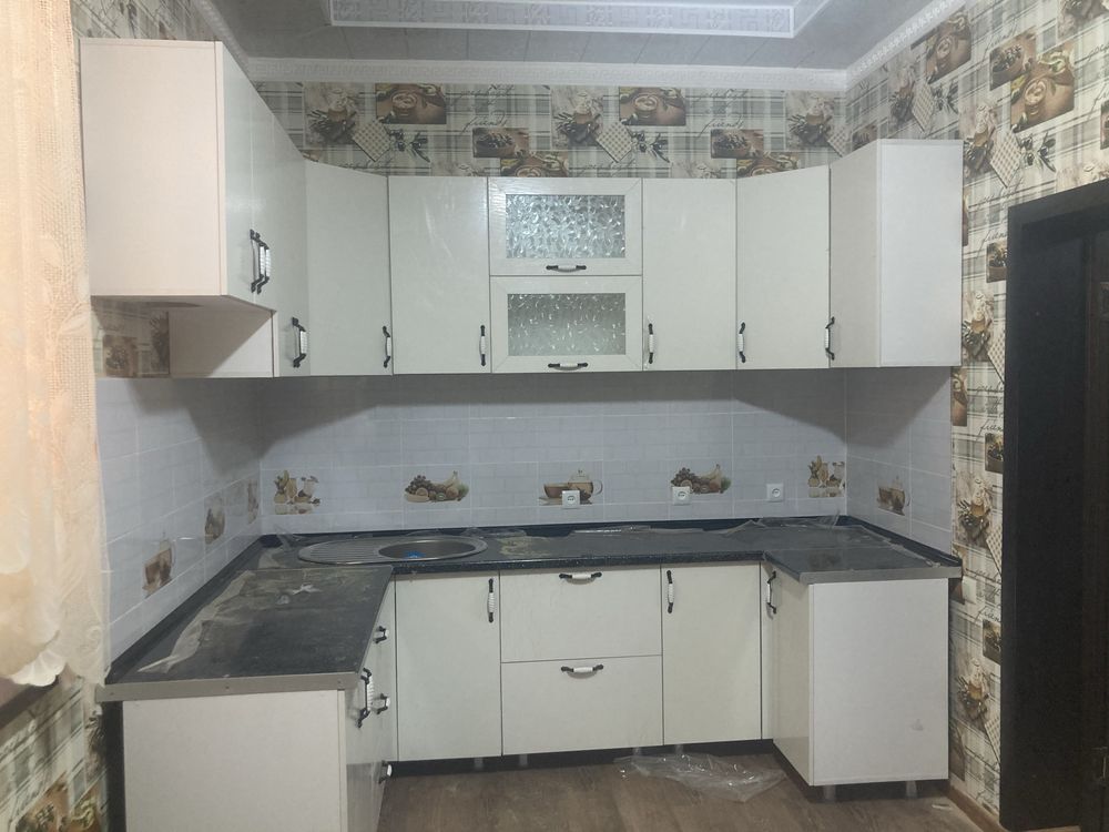Корпусный мебель на заказ кухня, прихожка, шкаф, кровать, камод