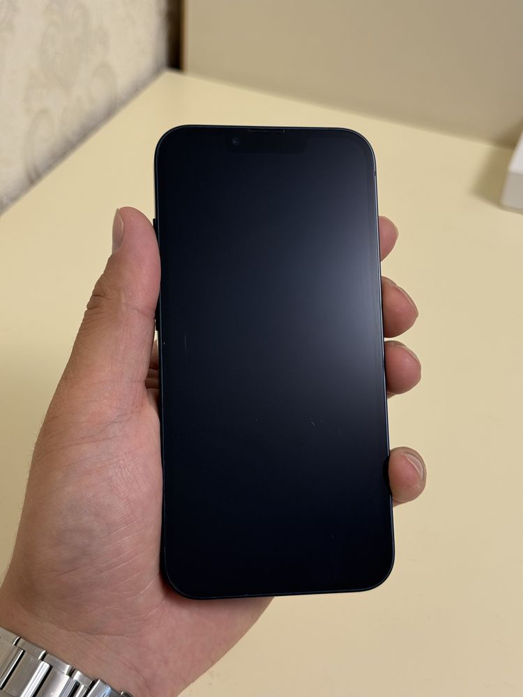 Продам Iphone 13 256 gb
