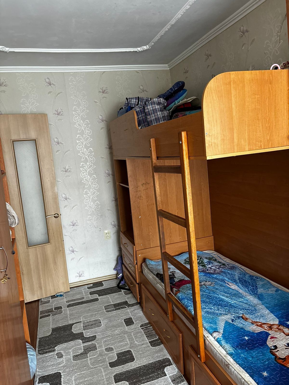 Продается 2-х комнатная квартира, находятся в Сортировке