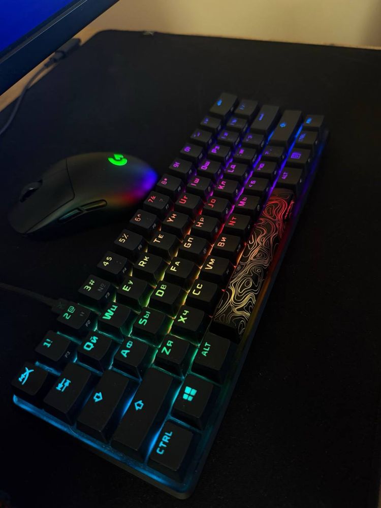 Игровой компьютер с полным комплектом