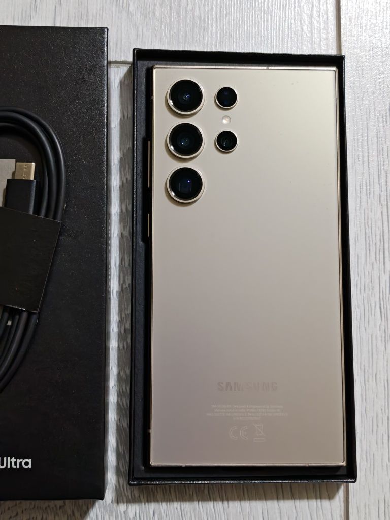 Samsung S24 Ultra 256 gb Ram 12 5G