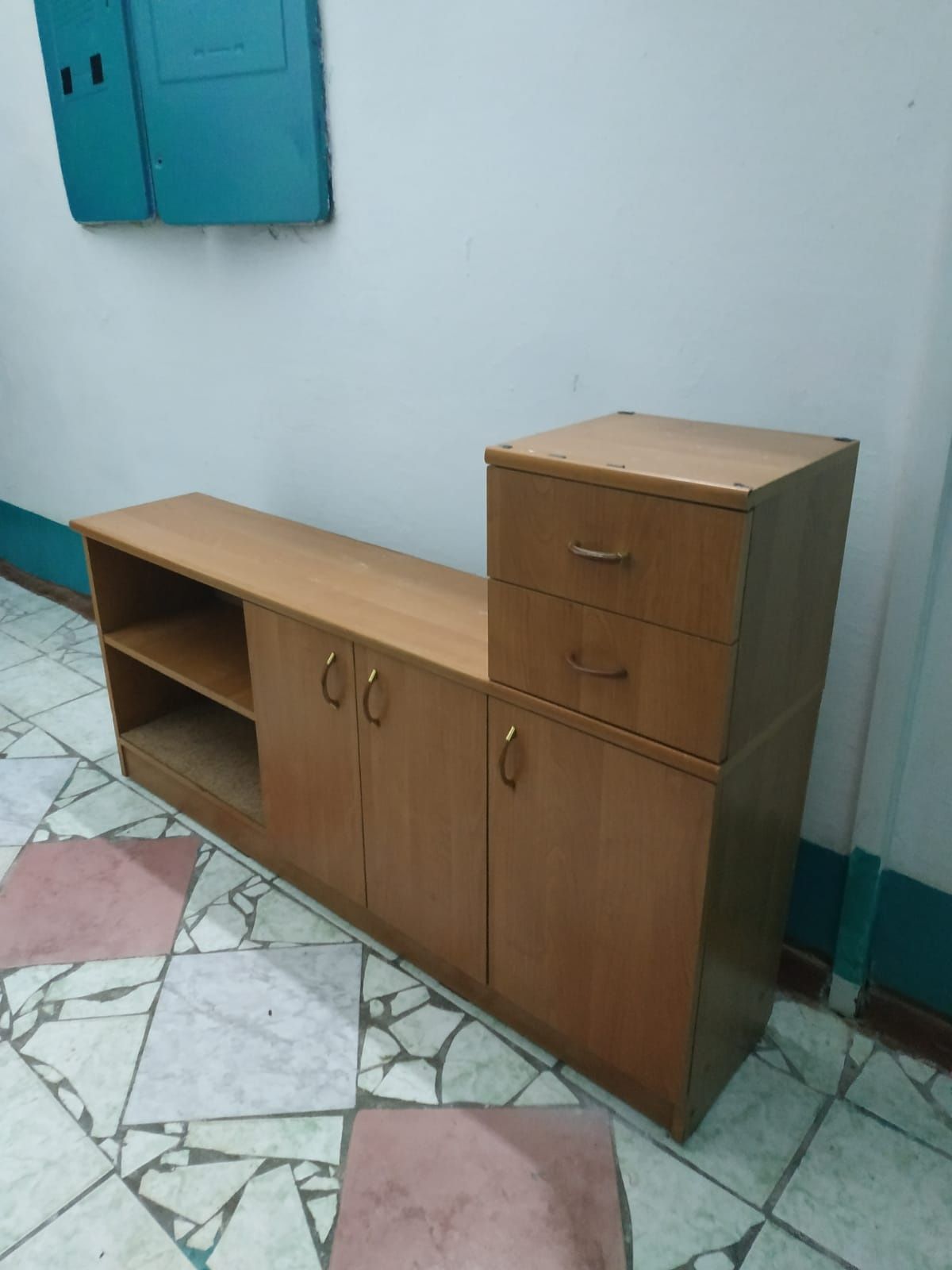 Продам гарнитур в прихожею