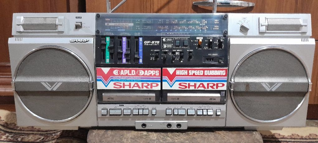 Магнитола SHARP 575 Производства Япония