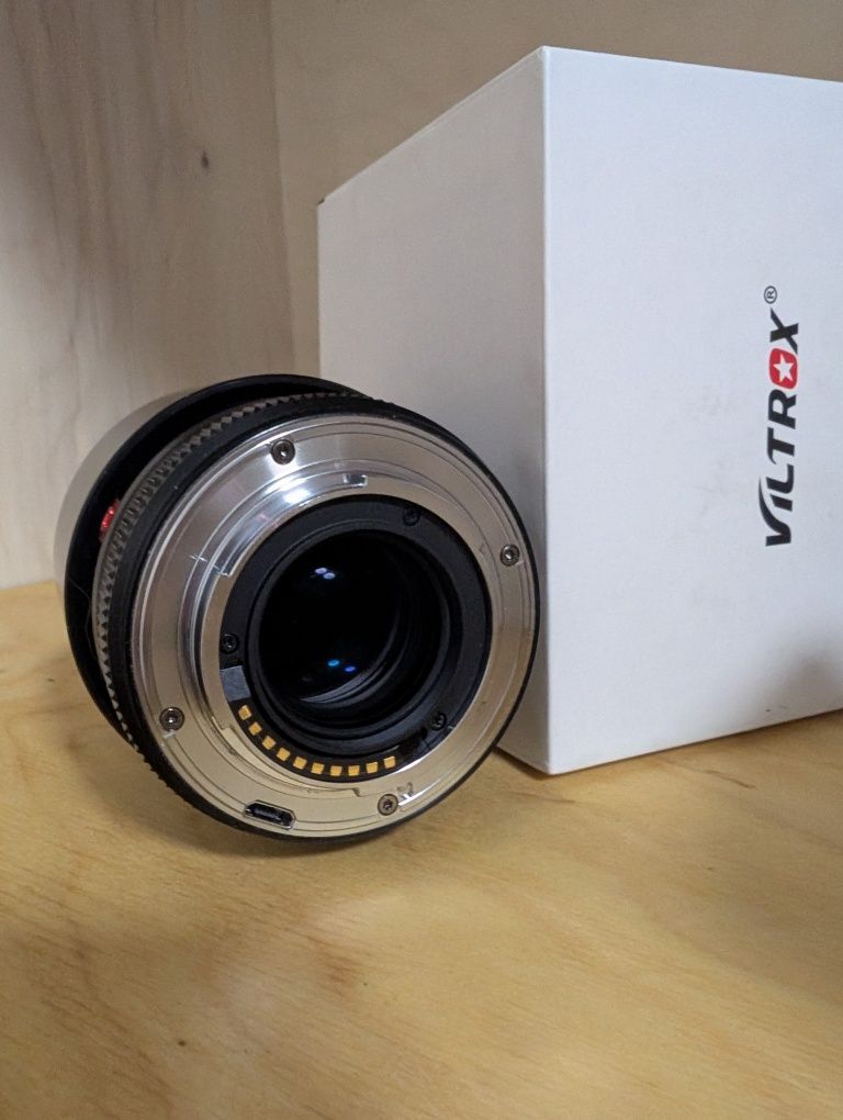 Viltrox 56 mm (x mount) FUJIFILM