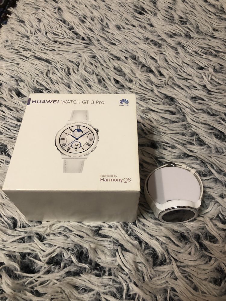 Продам женские смарт часы watch gt  3 pro