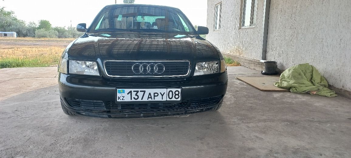 Срочно продам Ауди А4
