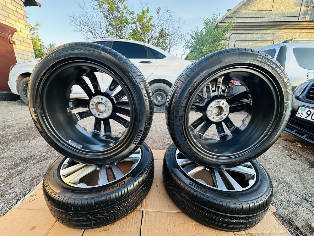 Продам диски с шинами R17 Pirelli 205/50 в отличном состояние