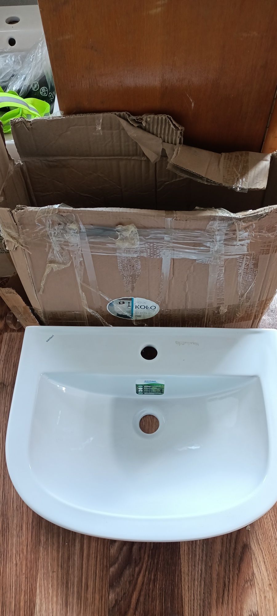 Продам новый рукомойник