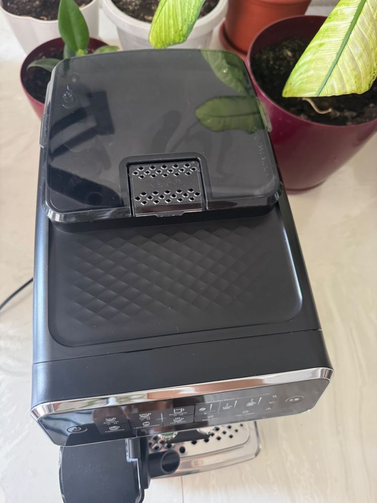 Продам кофемашину PHILIPS 3200 series Latte Go EP 3241/50 б/у)
