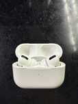 AirPods pro в хорошем состояние