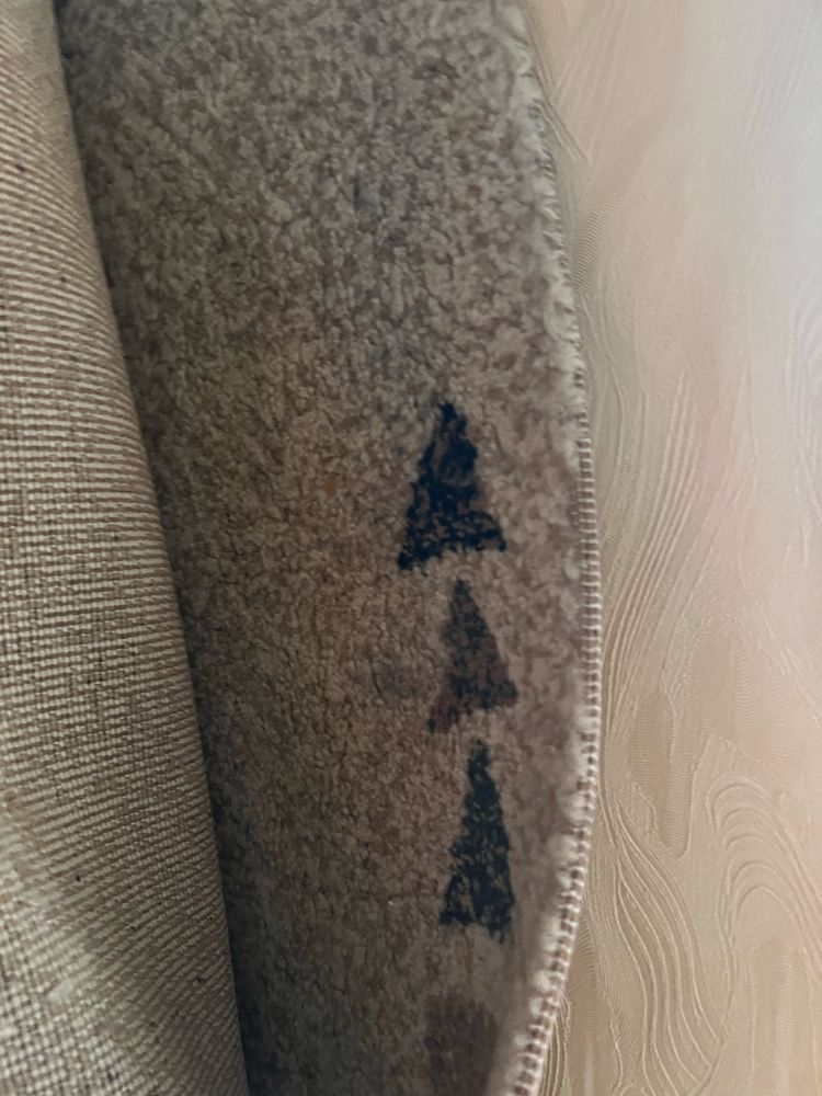 Ковёр б/у продам недорого