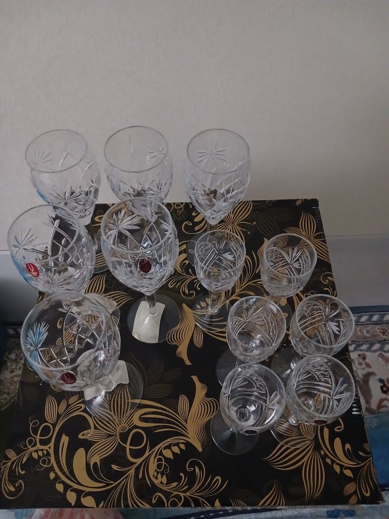 Продаётся хрустальные фужеры