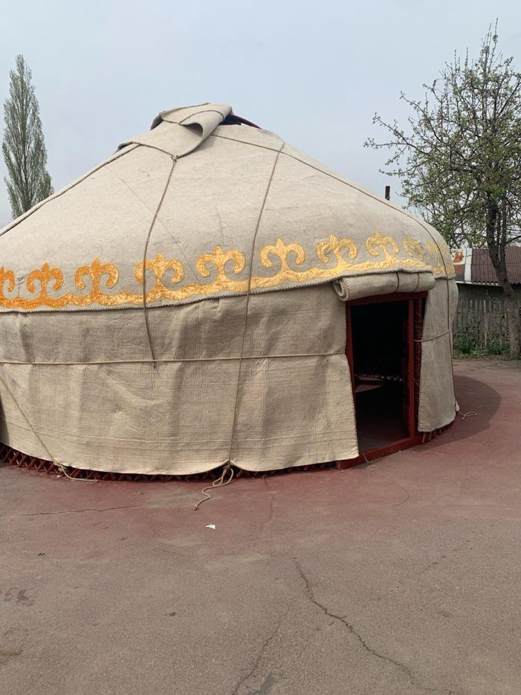 Продам 8 канатную юрту из дерева