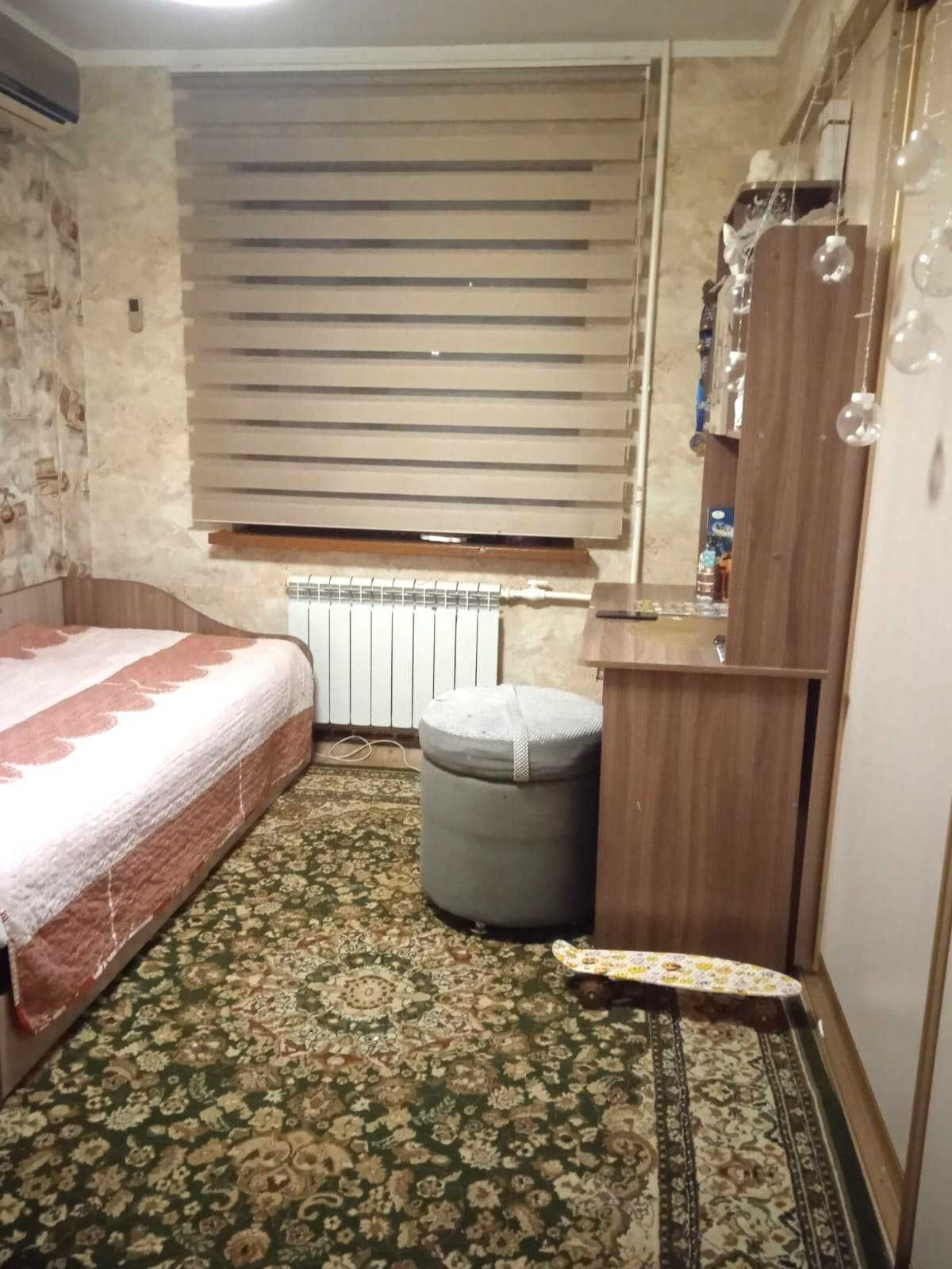 В Центре 4 х комнатная квартира